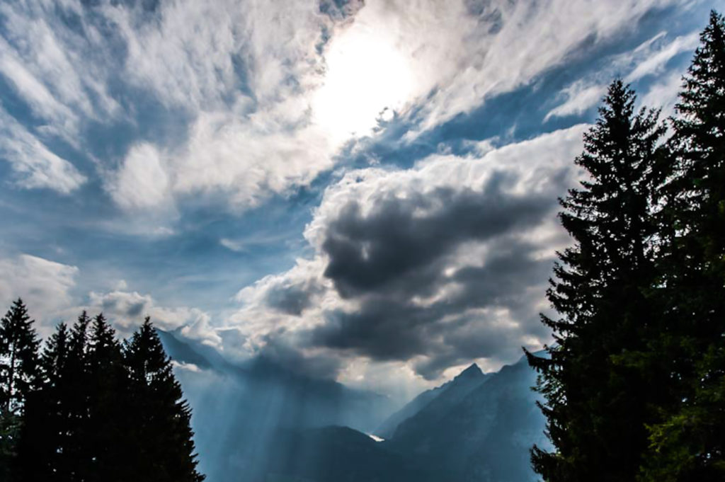 Glarus --> Skihütte --> Schilt ©Tobias Marti